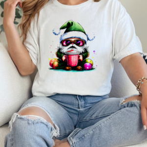 Cute Santa Claus with sunglasses and iced coffee T-Shirt Classic Women's T-shirt