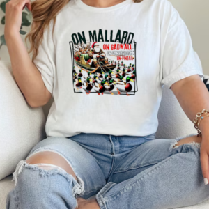 Duck hunting Santa on mallard on gadwall Christmas T-Shirt Classic Women's T-shirt