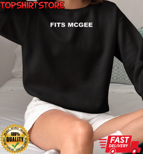 Fits McGee T-Shirt Unisex Sweatshirt