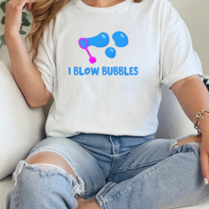 I blow bubbles T-Shirt Classic Women's T-shirt