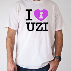 I heart Uzi T-Shirt Classic Men's T-shirt