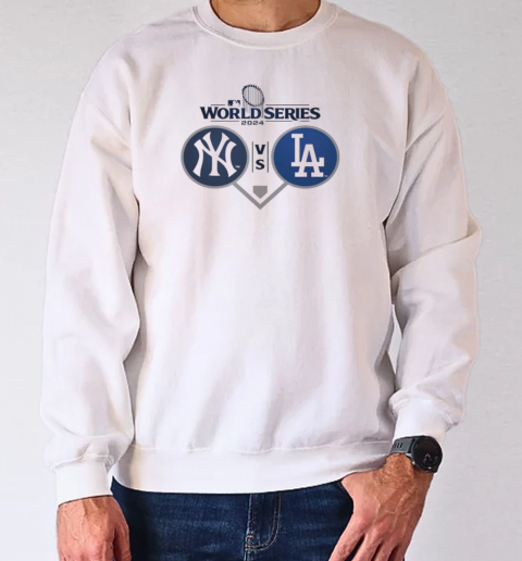 New York Yankees vs. Los Angeles Dodgers 2024 World Series Dueling Photo T-Shirt Unisex Sweatshirt