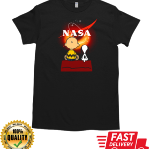 Peanuts Charlie Brown And Snoopy NASA T-Shirt Classic Men's T-shirt