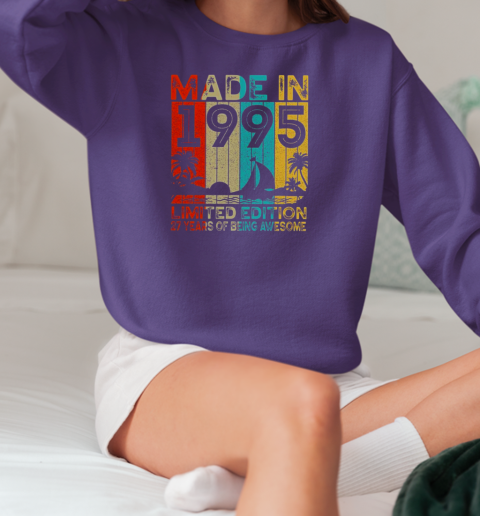 Personalized Made In 1995 Limited Edition T-Shirt Unisex Sweatshirt