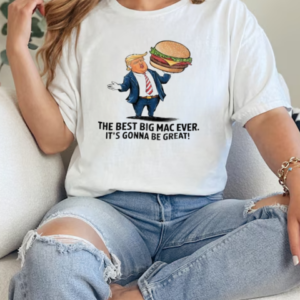 Trump with burger the best big Mac ever it's gonna be great T-Shirt Classic Women's T-shirt