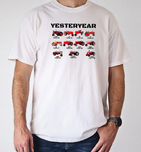 Yesteryear Vintage Red Tractor T-Shirt Classic Men's T-shirt